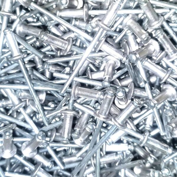 Paku Rivet Rivetti 435 ( 1 kotak isi 1000pcs )